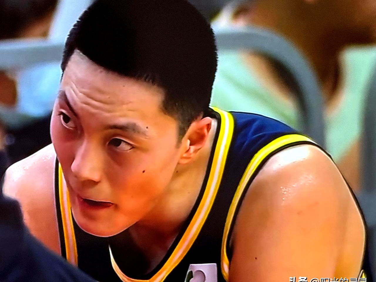 马拉松巡回赛焦点战：齐鲁天狼队淘汰对手中原白虎队，外线火力全开。二次进攻频频奏效-ayx