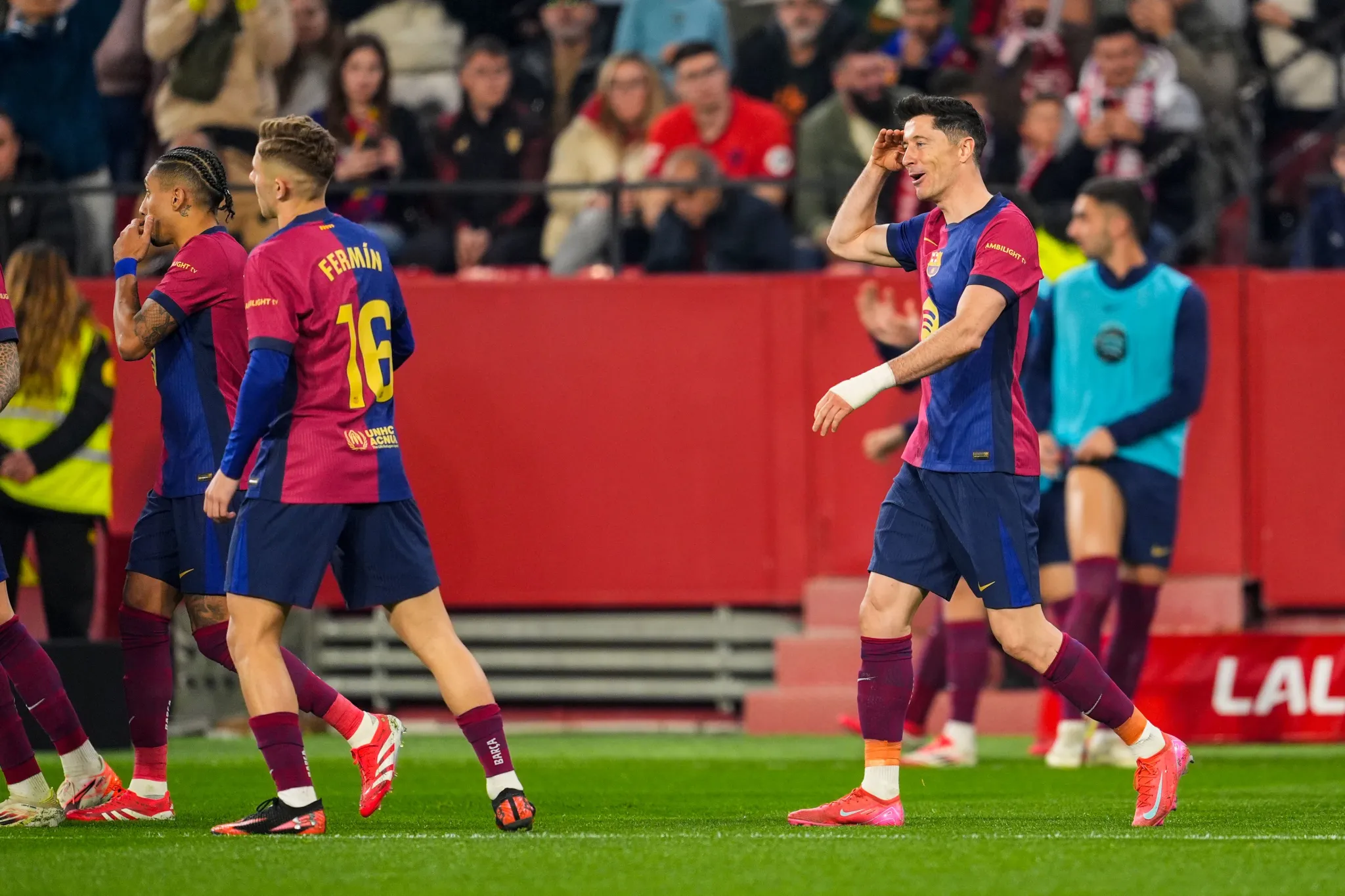 莱万多夫斯基重返赛场，比赛规则变更首场状态出色，德国队观众沸腾！气势如虹延续的简单介绍-爱游戏下载