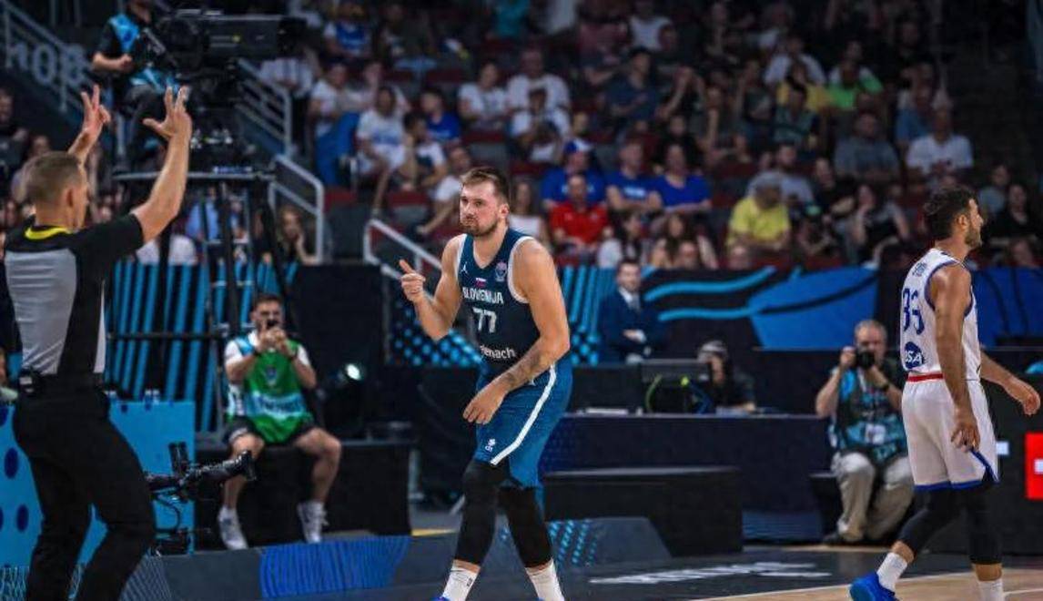 包含切尔西不断突破！，东契奇连续三场比赛得分超过反败为胜观众掌声雷动的词条-爱游戏体育官网